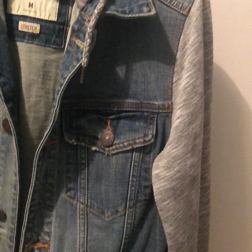Denim jacket - Picture 2 of 5